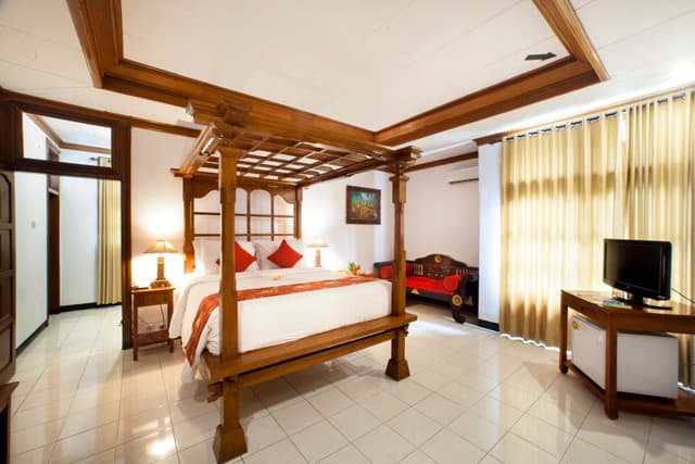 Two-Bedroom Suite