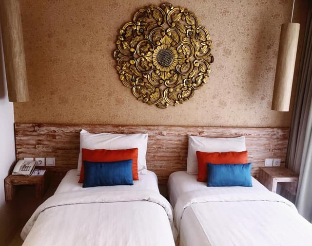 Deluxe Double or Twin Room with Balcony