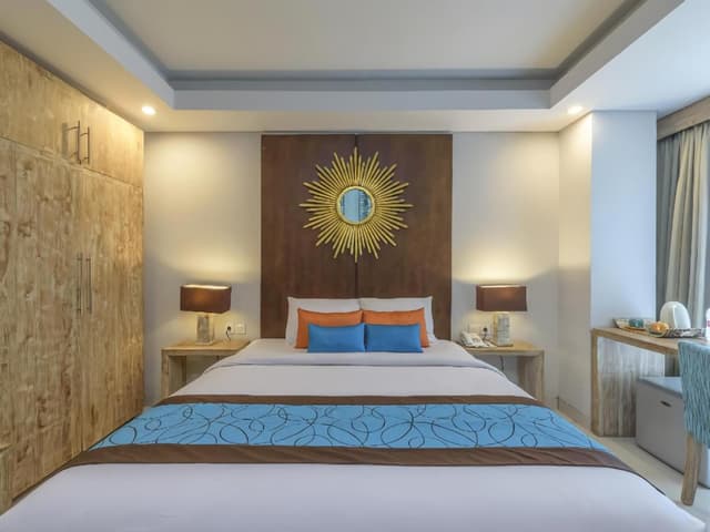 Deluxe Double or Twin Room