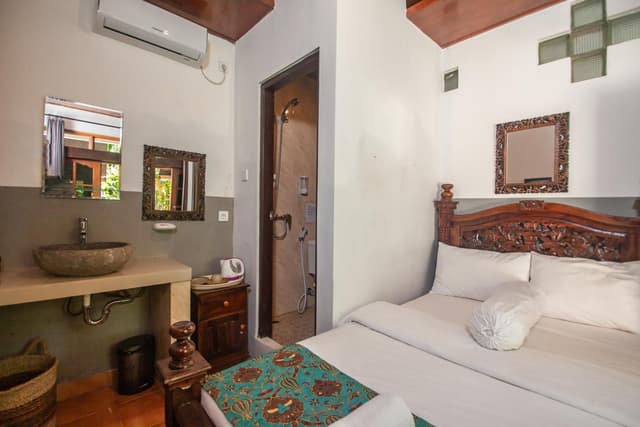 Budget Single Room