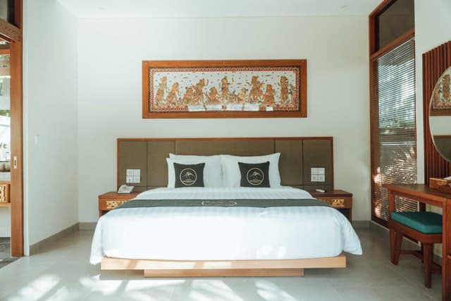 Superior King Room