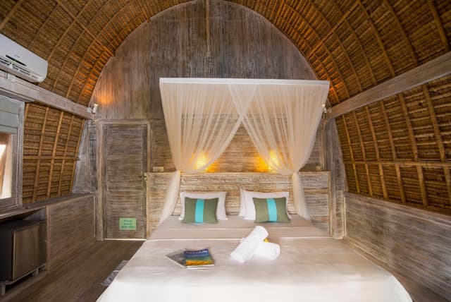 One-Bedroom Bungalow