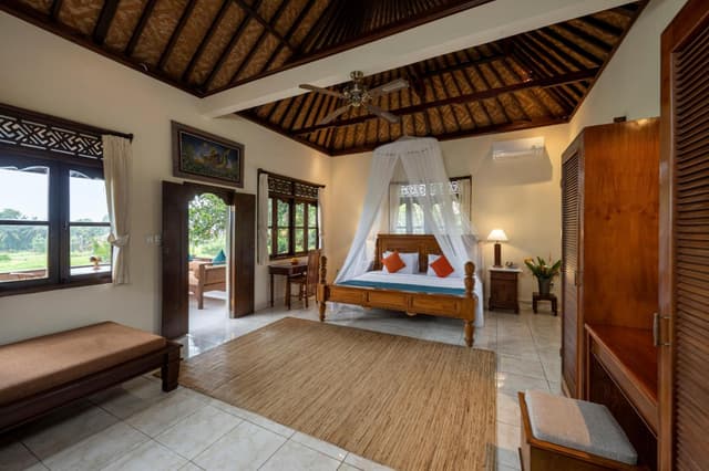 Grand Deluxe Room