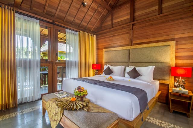 Deluxe Villa