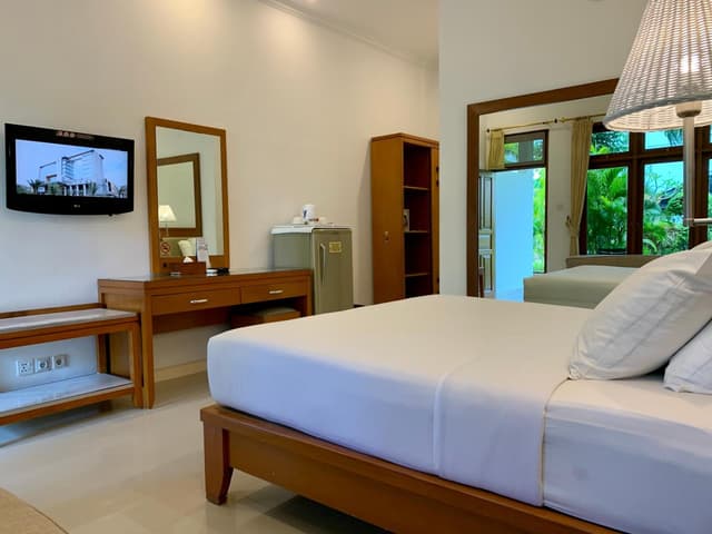 Superior King Room