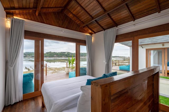 Deluxe Room with Hammock