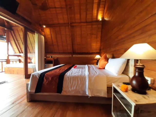 Deluxe Double Room with Bath