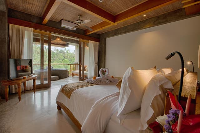 Suite Double Room with Valley View