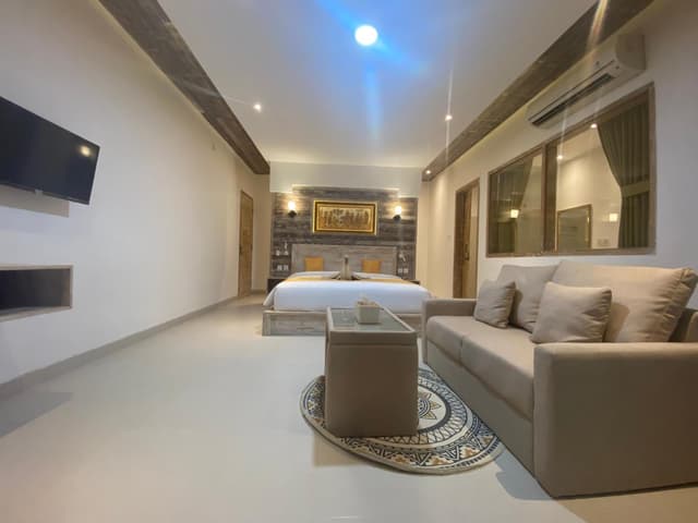 King Suite with Sea View