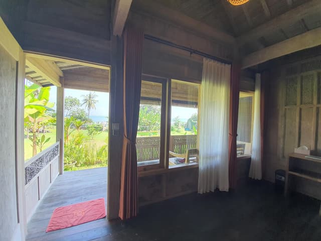 Wooden House Sea View