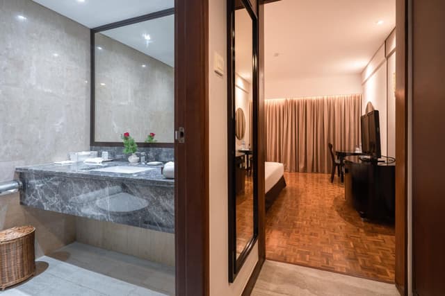 Deluxe Double or Twin Room with Free Benefit