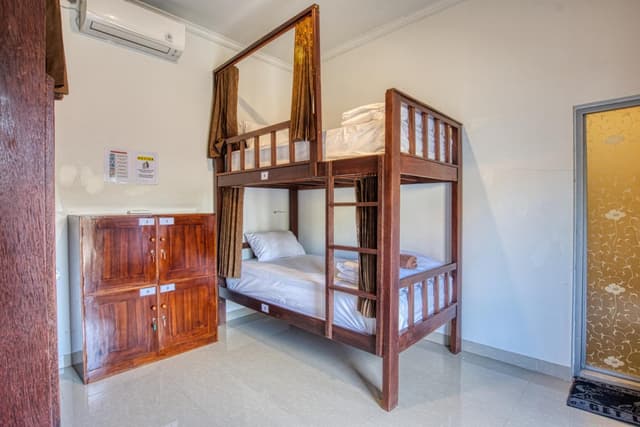 Bed In 4-Bed Mixed Dormitory Room