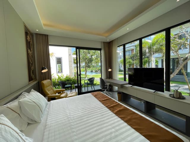 One Bedroom with Pool View