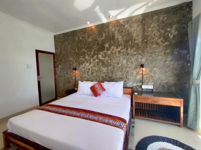 Deluxe Double Room with Balcony and Sea View