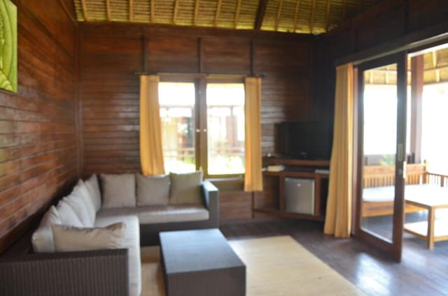 One Bedroom Bungalow with Pool View