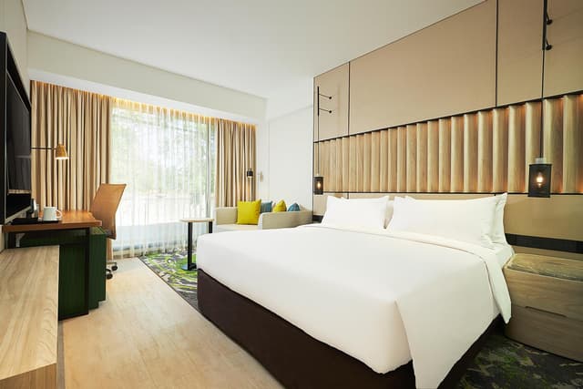 Standard King Room