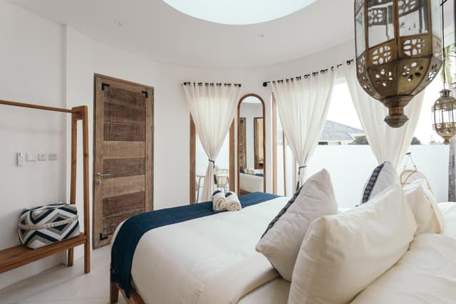 King Room with Pool View