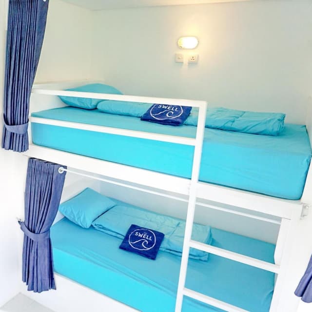 Bunk Bed in Mixed Dormitory Room