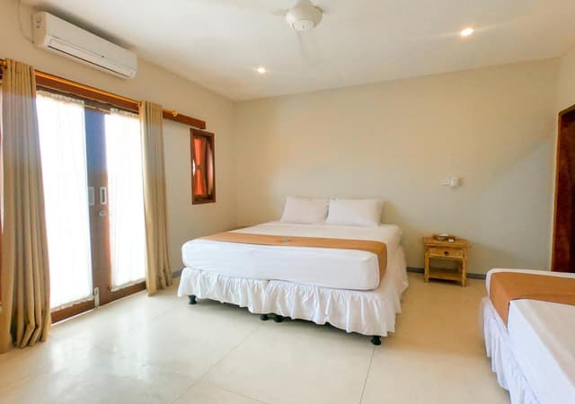 Deluxe Double Room with Balcony