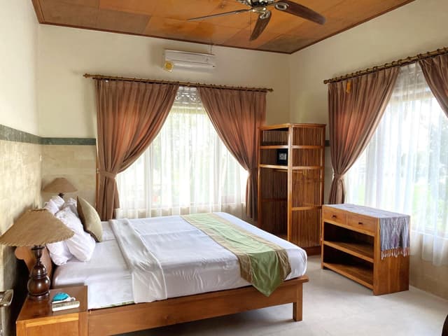 Deluxe Villa