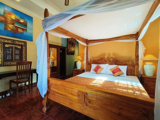 Double Room with Pool View