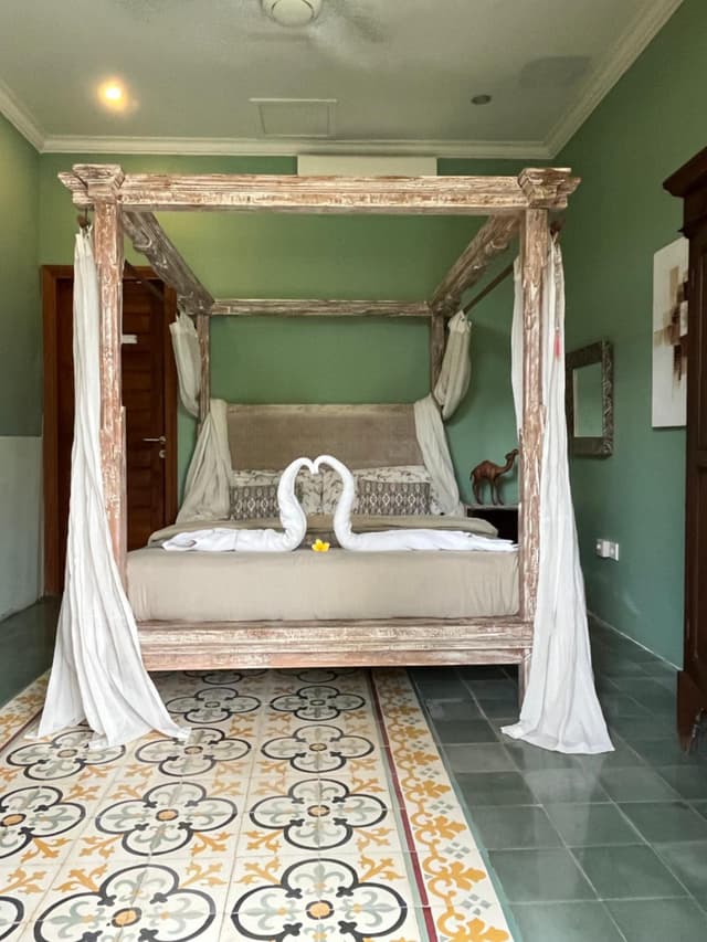 Deluxe Queen Room