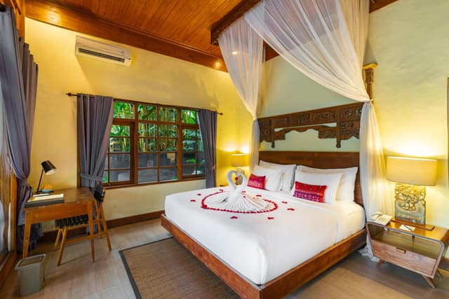One Bedroom Pool Villa with Valley View and Free Benefits