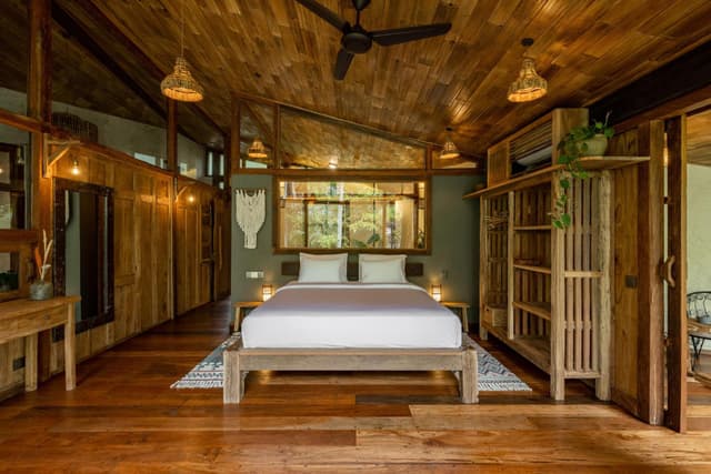 Deluxe Villa