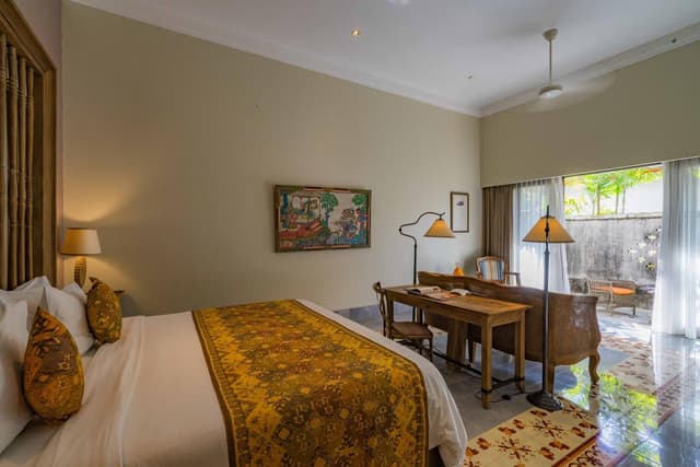 Studio Suite Pool Access