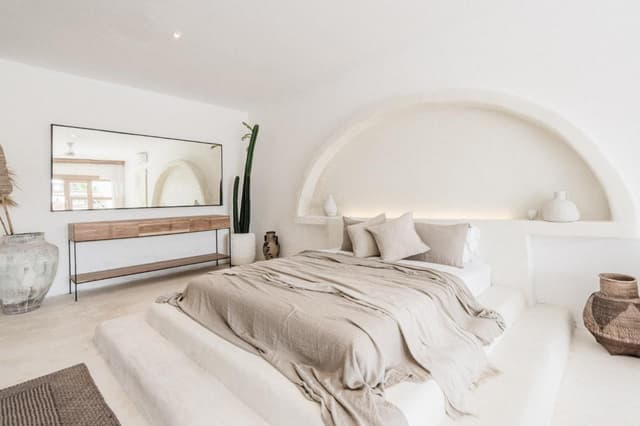 Junior Suite with Pool View