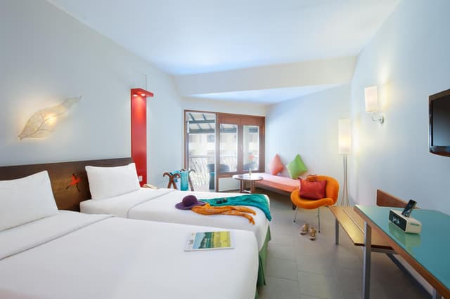 Superior Twin Room with Pool View