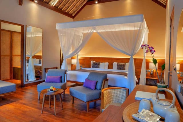 Water Garden Pool Suite