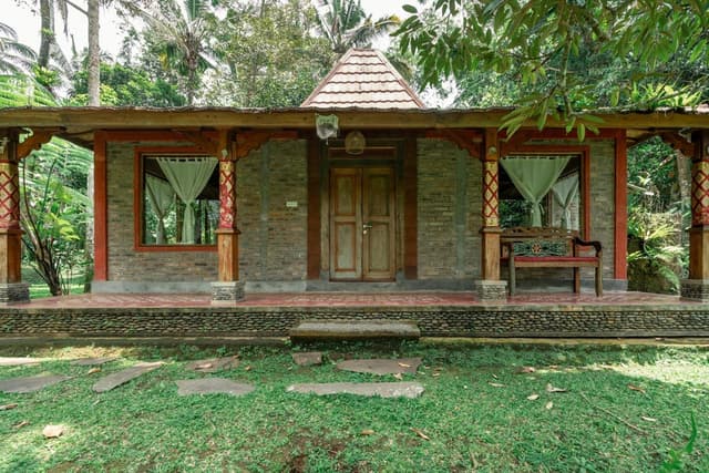Large Double Room