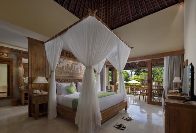 Luxury Suite Room with  Daily Afternoon Tea