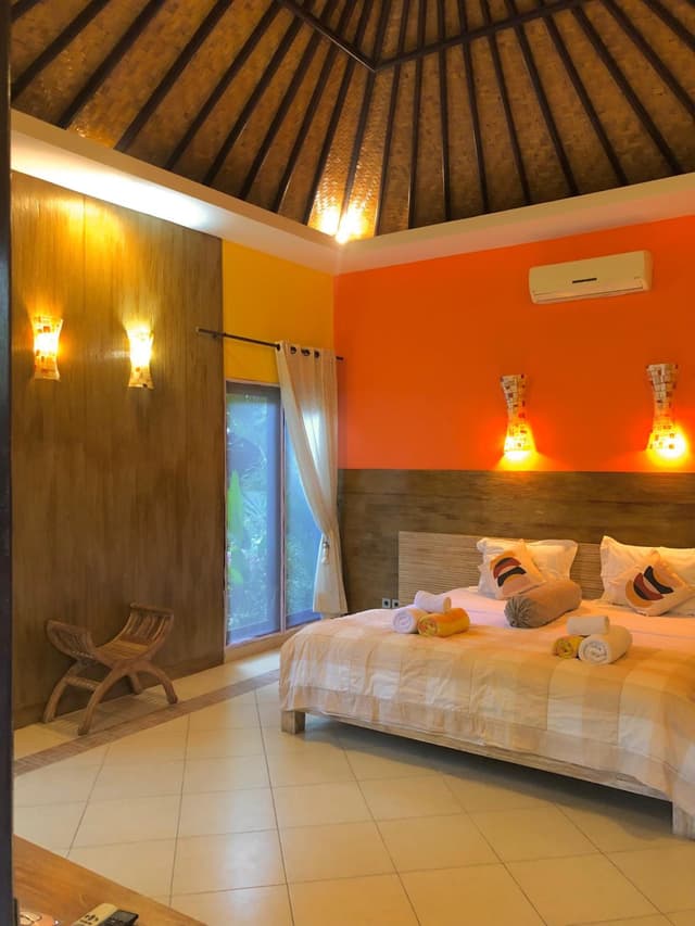 Deluxe Bungalow with Garden View