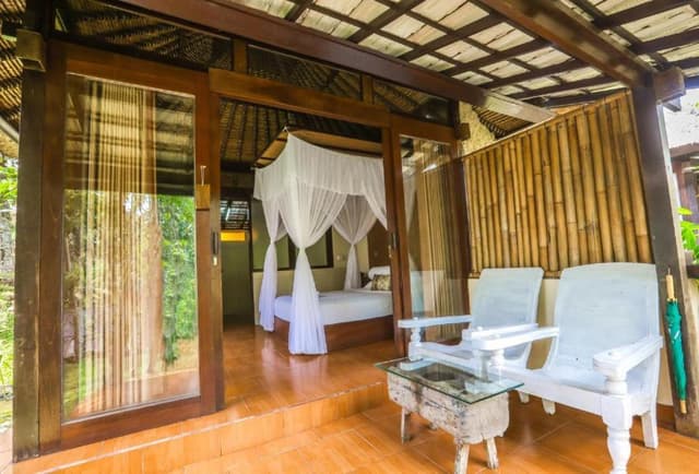 One-Bedroom Bungalow with Garden View  and Free Benefits