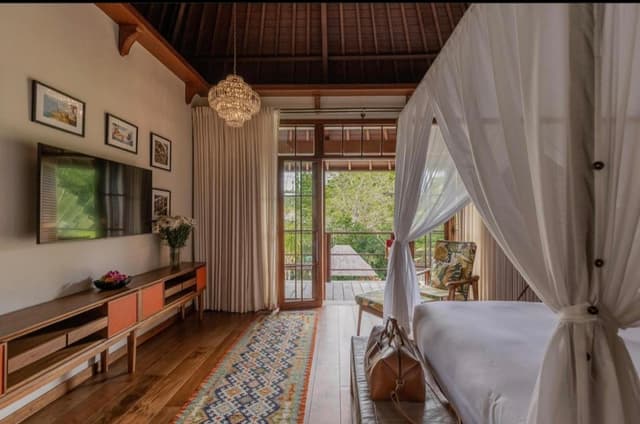 Prestige Balcony Suite