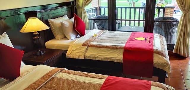 Standard Twin Room with Garden View