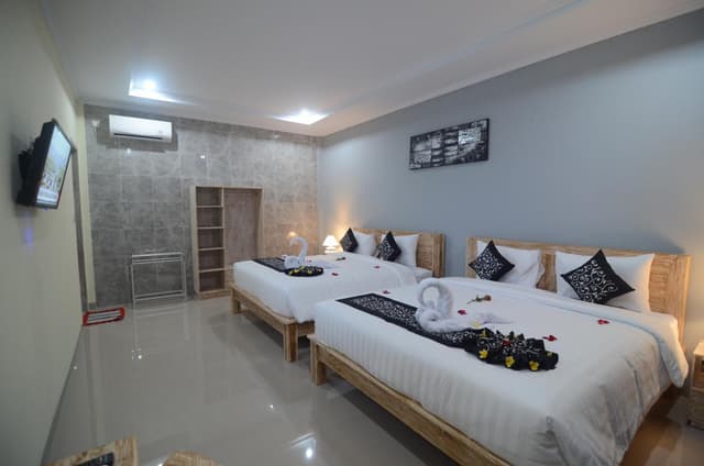 Family Room with Private Bathroom