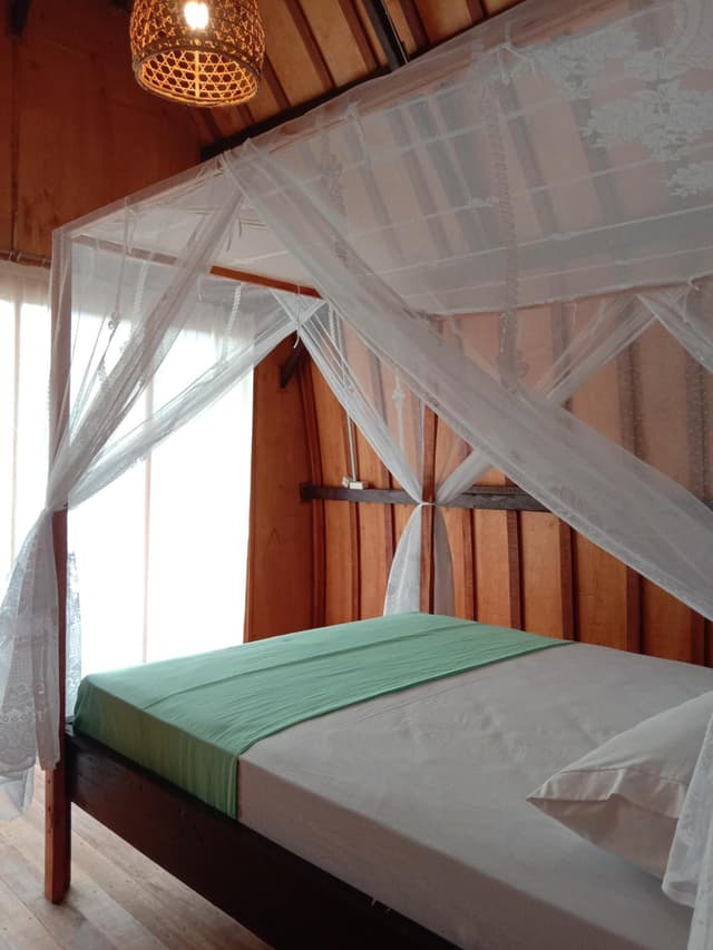 One-Bedroom Bungalow
