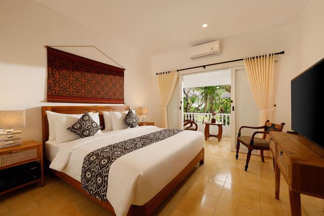 Deluxe Double Room with Balcony
