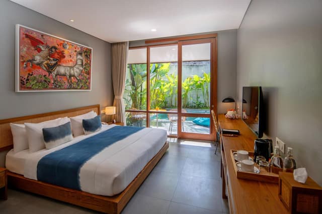 Deluxe Room with Pool