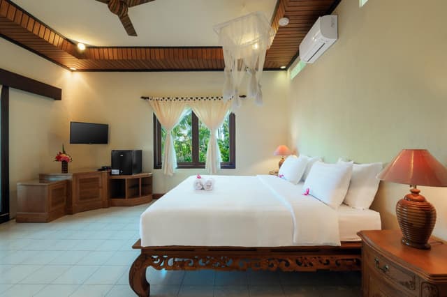 One-Bedroom Villa