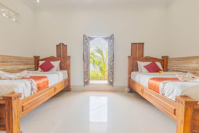 Twin Room with Sea View