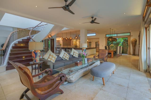 7 Bedrooms Villa with Beach Club Access, Private Chef and Right Next To Beach