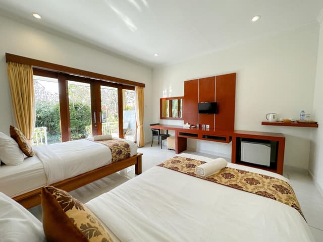 Standard Twin Room