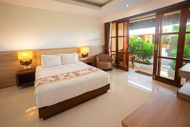 Deluxe Double or Twin Room with Garden View