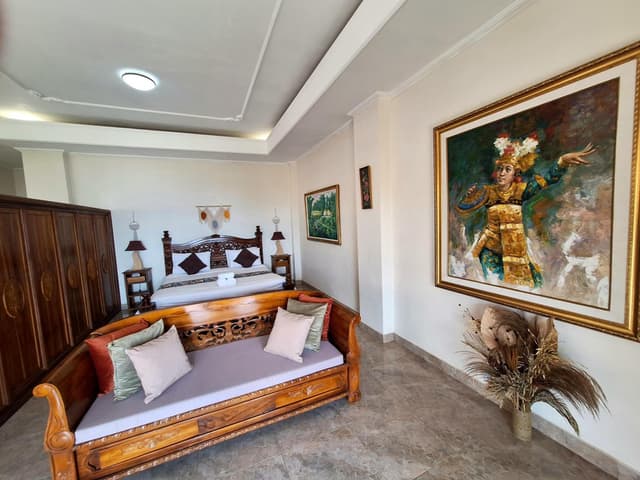 Deluxe Family Room