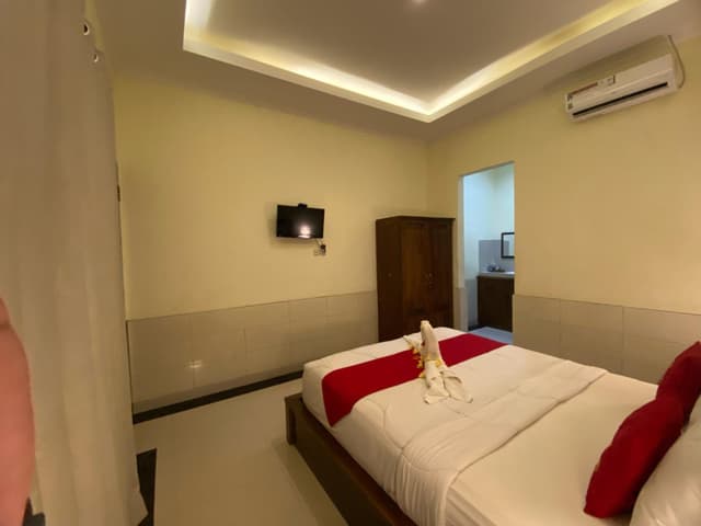 Standard Double Room with Garden View