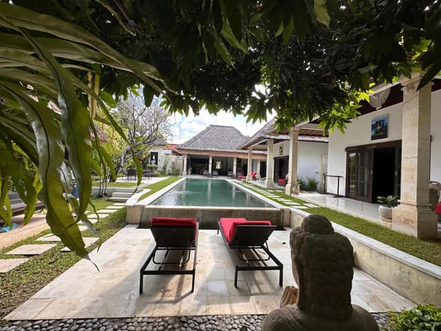 Kebun Three-Bedroom Villa